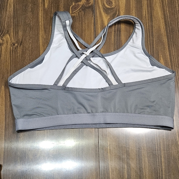 AVIA SPORTS BRAS - Picture 3 of 9